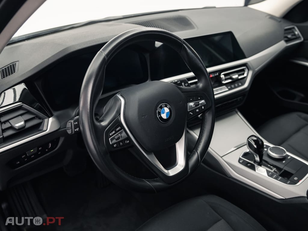 BMW 318 d Touring Auto