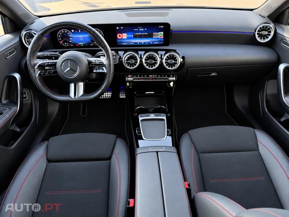 Mercedes-Benz A 250 e AMG Line