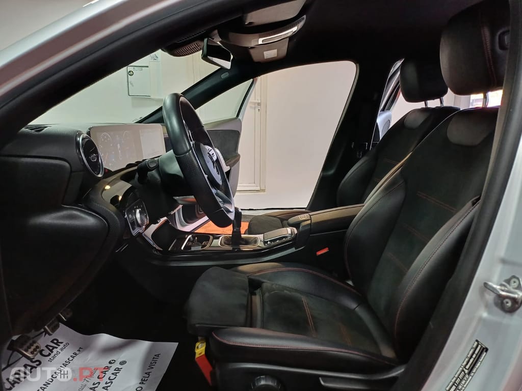 Mercedes-Benz A 180 d AMG