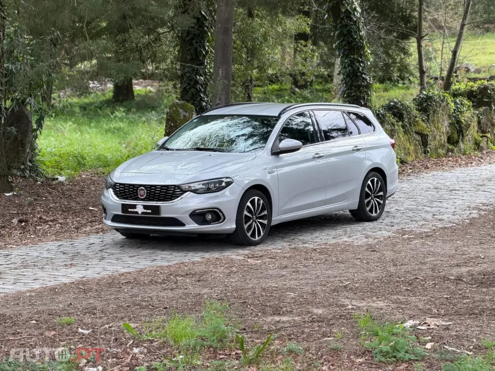 Fiat Tipo 1.3 M-Jet Lounge