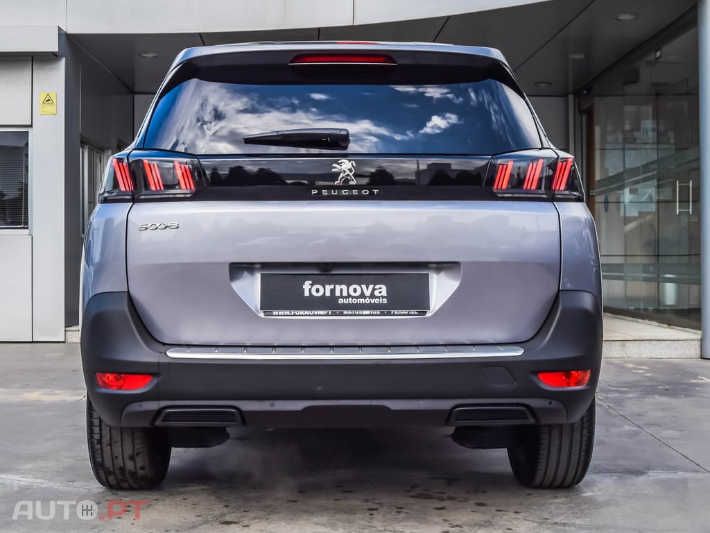 Peugeot 5008 1.5 BlueHDi Allure EAT8