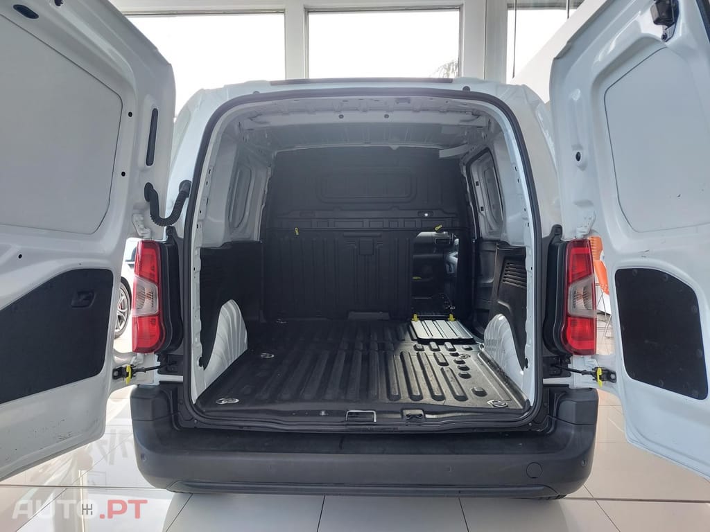 Opel Combo 1.5 CDTI L1H1Enjoy  - IVA Dedutível