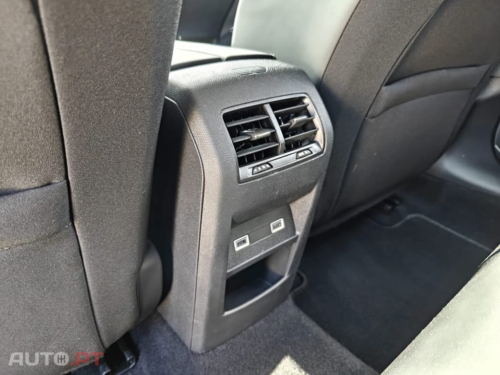 Peugeot 308 SW 1.2 PureTech Allure Full LED EAT8