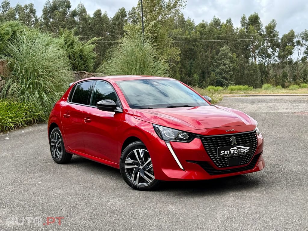 Peugeot 208 PureTech 100 EAT8 Allure