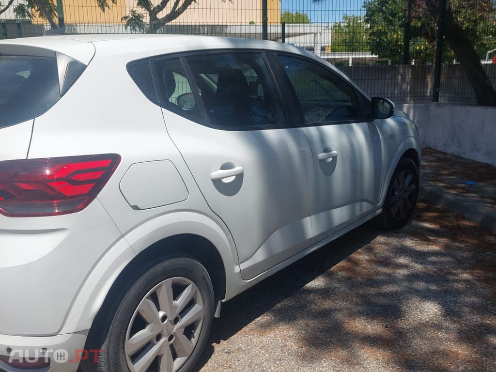 Dacia Sandero 1.0 ECO-G ESSENTIAL BI