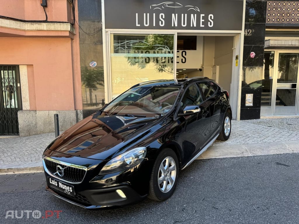 Volvo V40 Cross Country 2.0 D2 Momentum