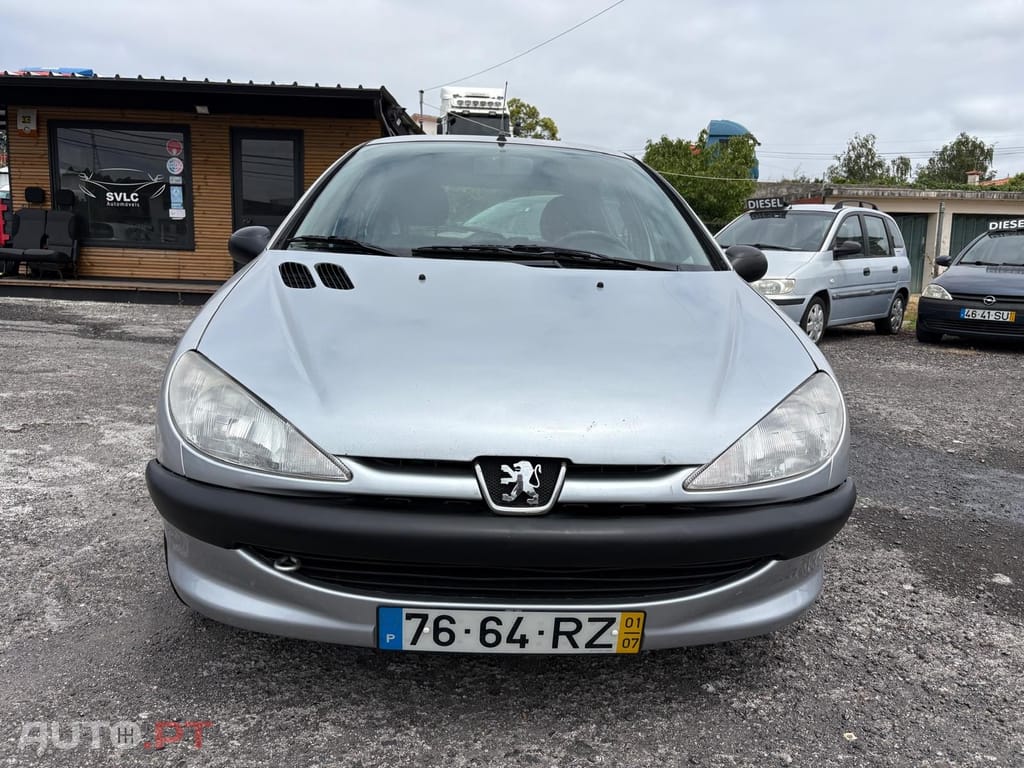 Peugeot 206 1.1 Color Line