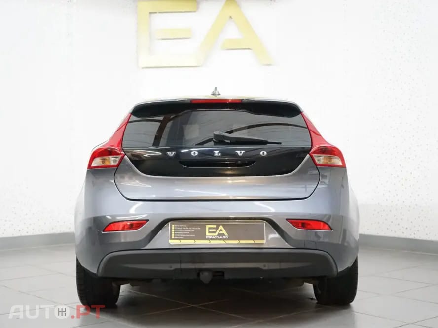 Volvo V40 1.6 D2 Summum