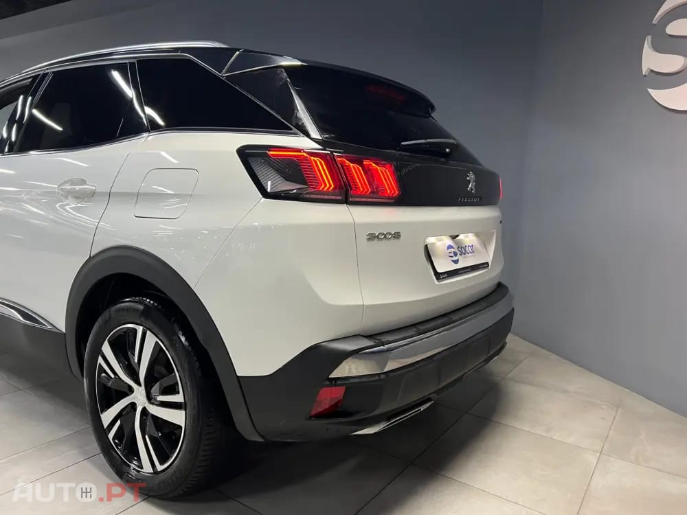 Peugeot 3008 1.6 Hybrid GT Pack e-EAT8