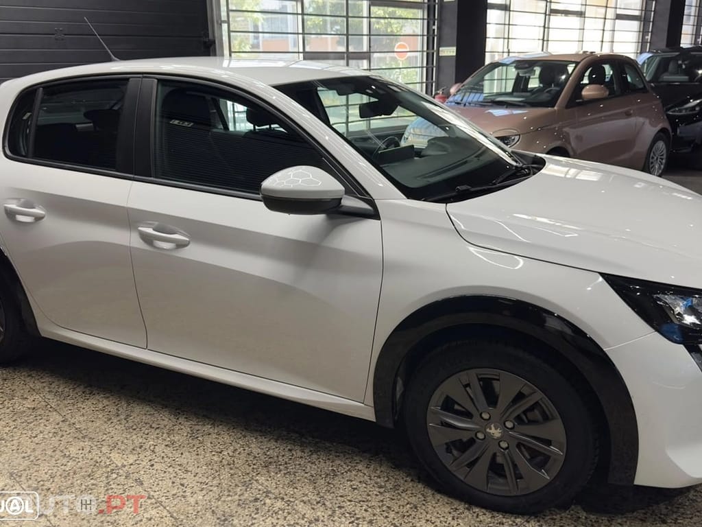 Peugeot E-208 Active Pack