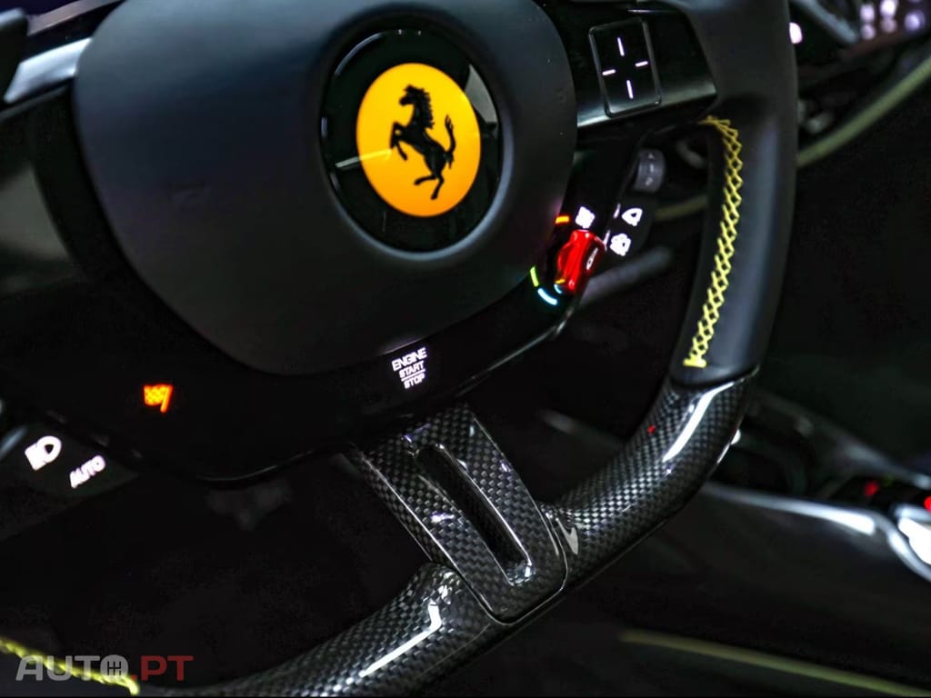 Ferrari SF90 Stradale I.V.A DEDUTIVEL