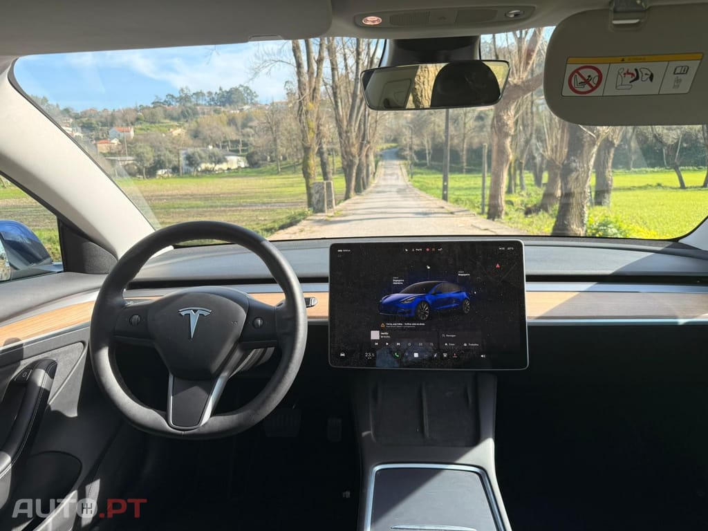 Tesla Model 3 Long-Range Dual Motor AWD
