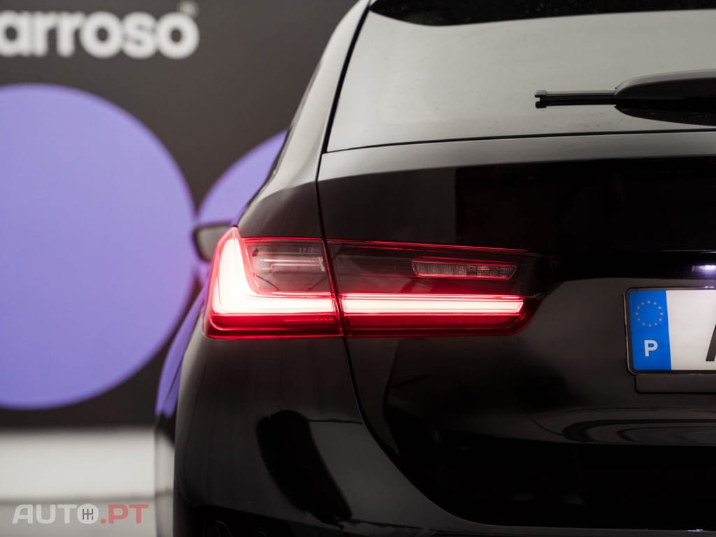 BMW 330 e Touring Line Sport Auto