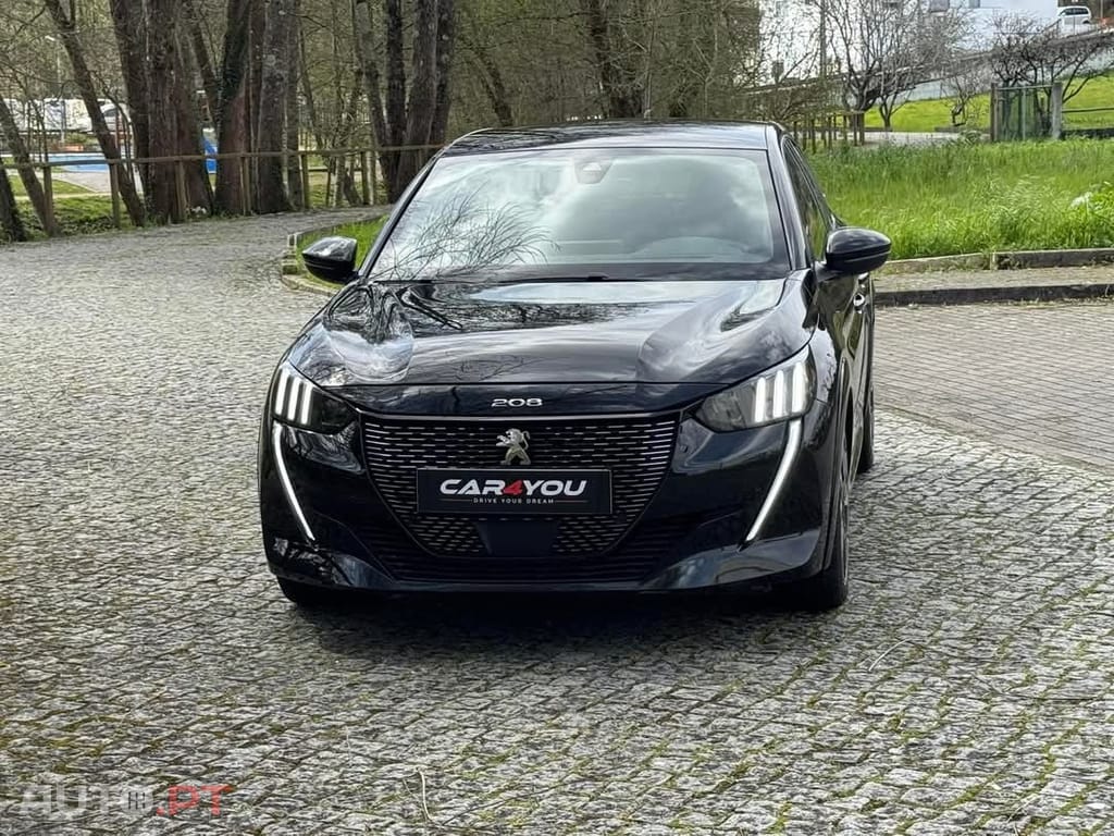 Peugeot 208 1.2 PureTech GT Line EAT8