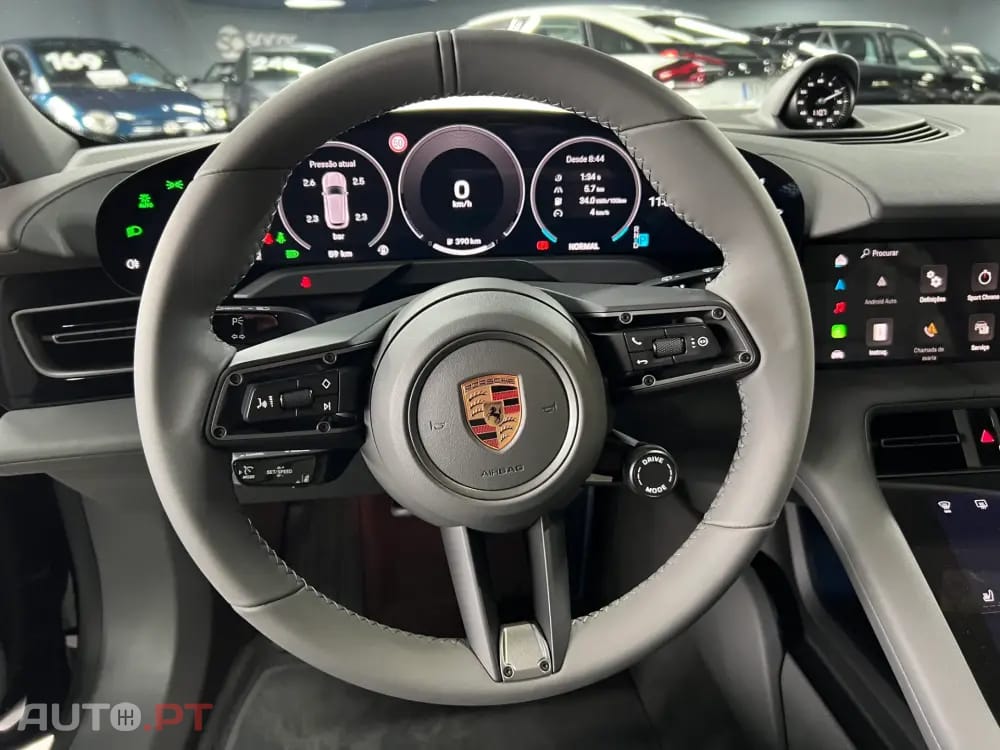 Porsche Taycan Outro