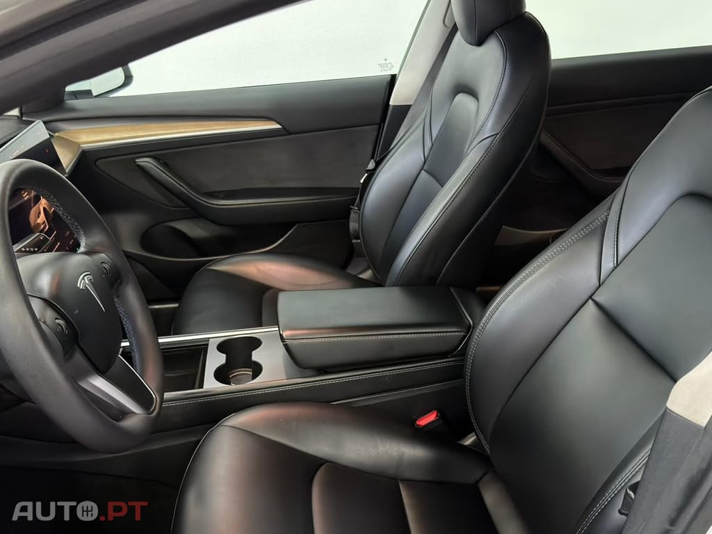 Tesla Model 3 Long Range Tração Traseira