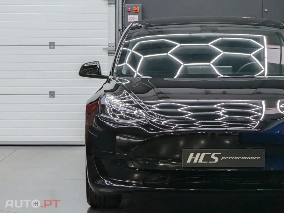 Tesla Model 3 Tração Traseira