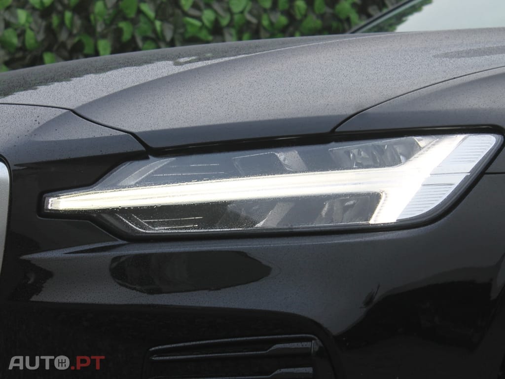 Volvo V60 2.0 T8 AWD TE R-Design