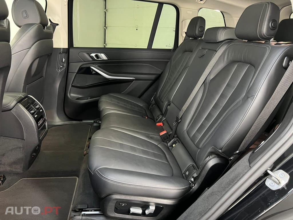 BMW X7  xDrive40i Auto