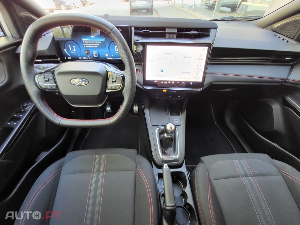 Ford Puma 1.0 EcoBoost mHEV ST-Line