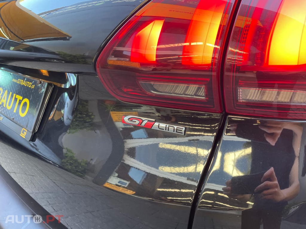 Peugeot 2008 1.2 e-THP GT Line