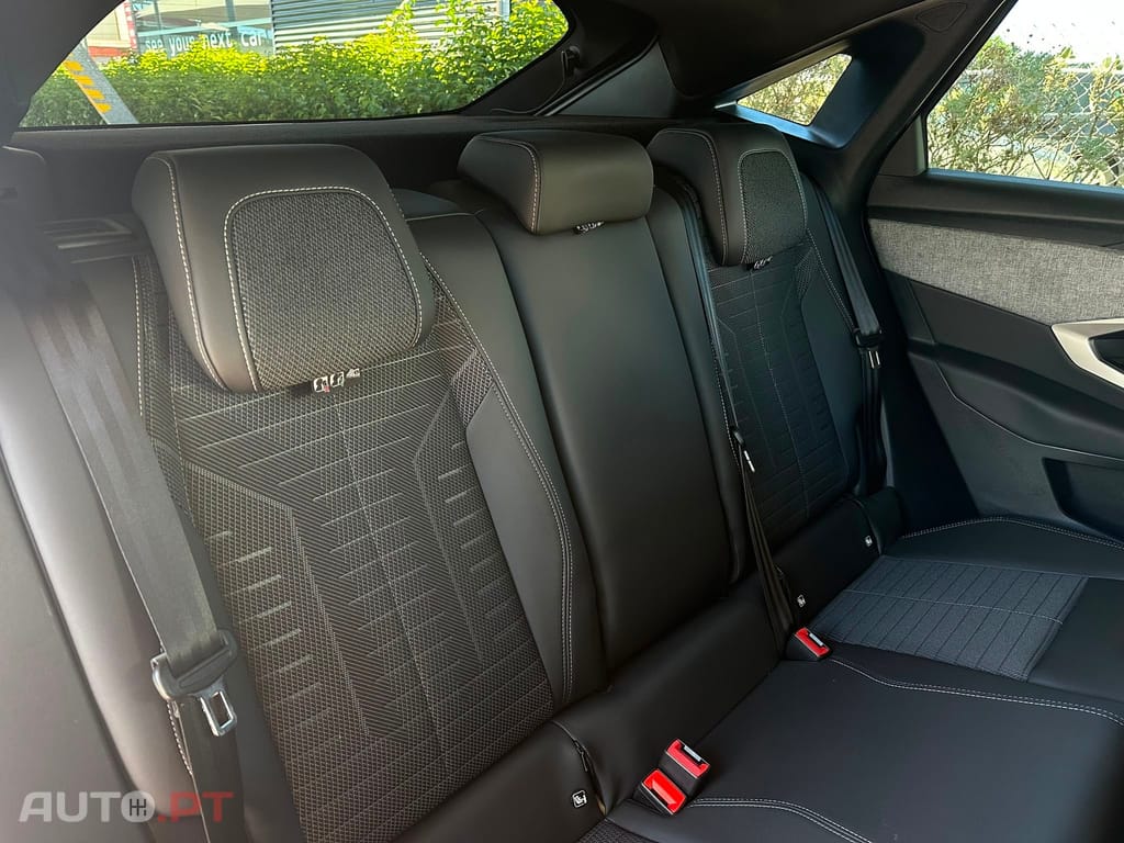 Peugeot E-3008 73 kWh Allure