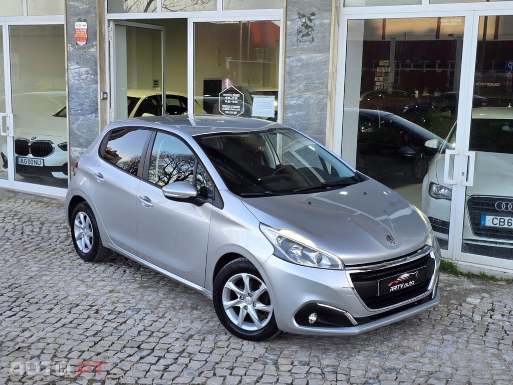 Peugeot 208 1.6 BlueHDi Style