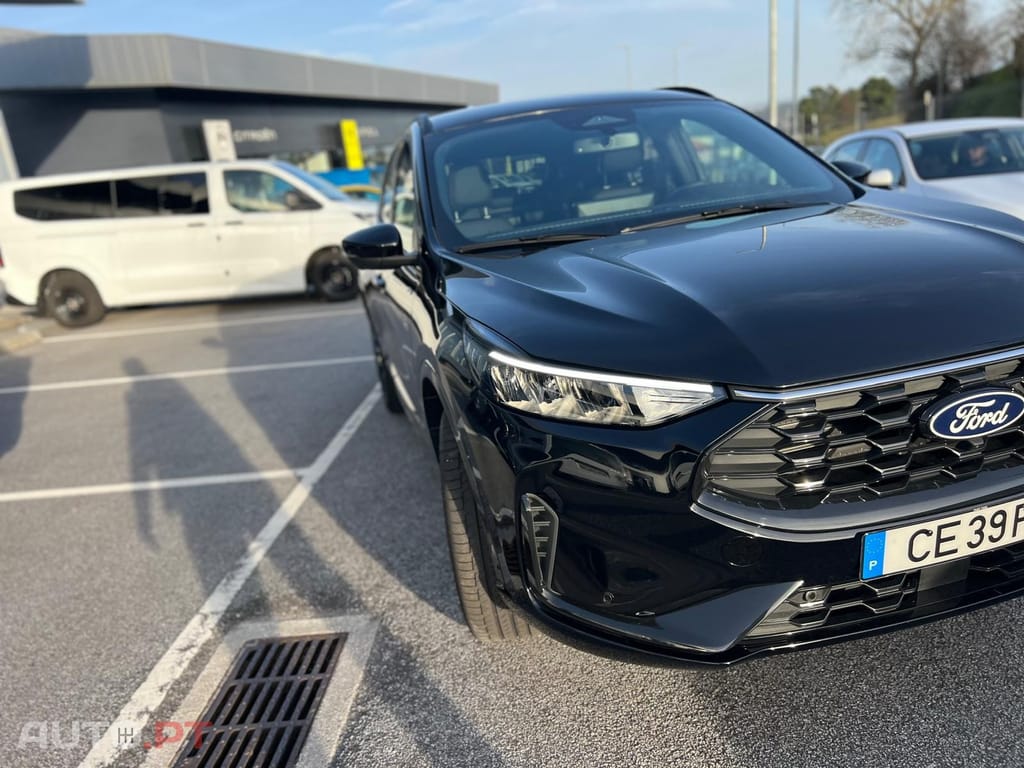 Ford Kuga 2.5 PHEV ST-Line X