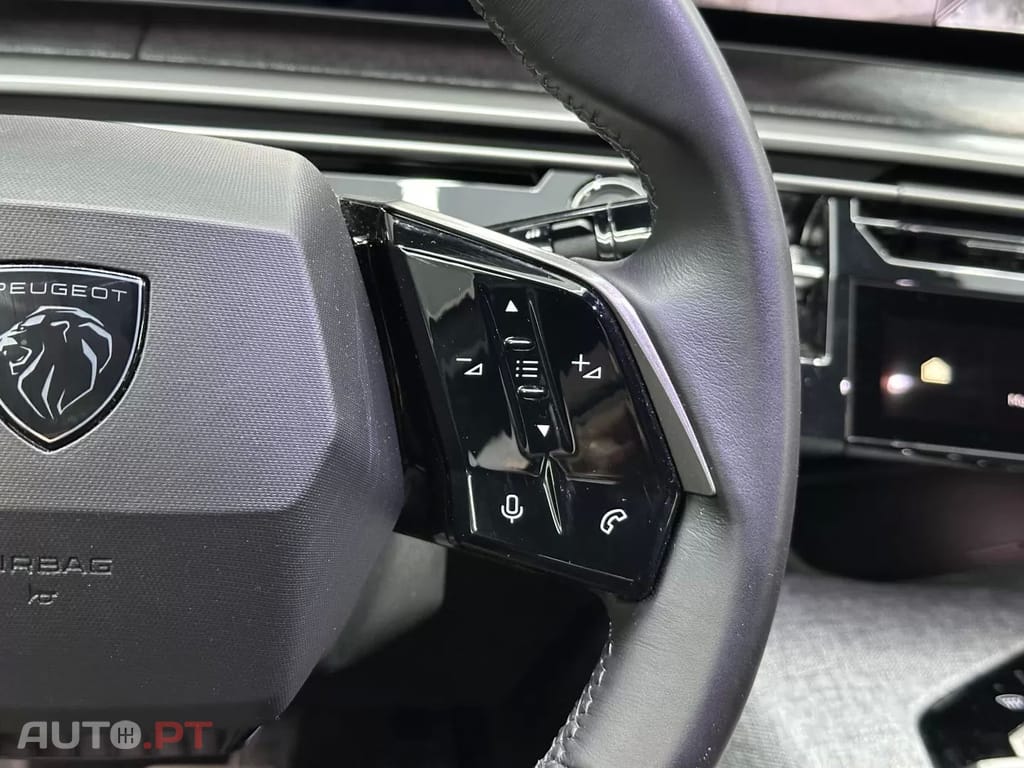 Peugeot 3008 1.2 Hybrid Allure Pack e-DCS6