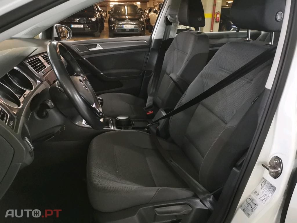 Volkswagen Golf Variant 1.0 TSI Life