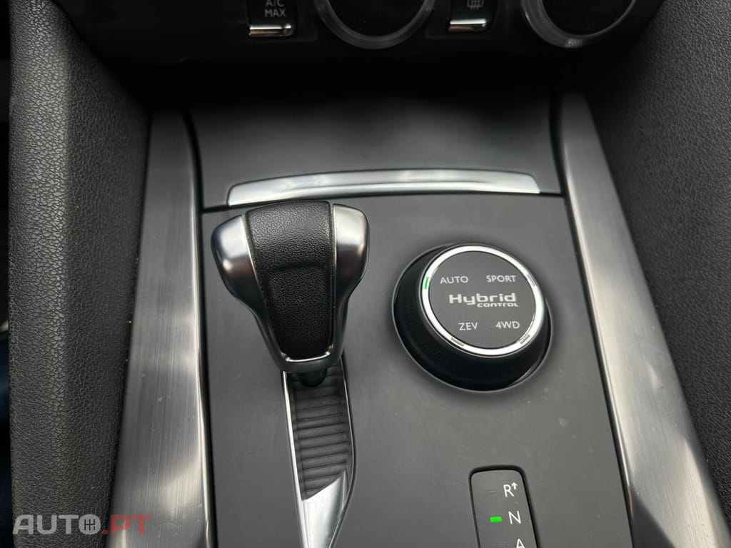 DS DS5  2.0 HDi Hybrid4 Business Class