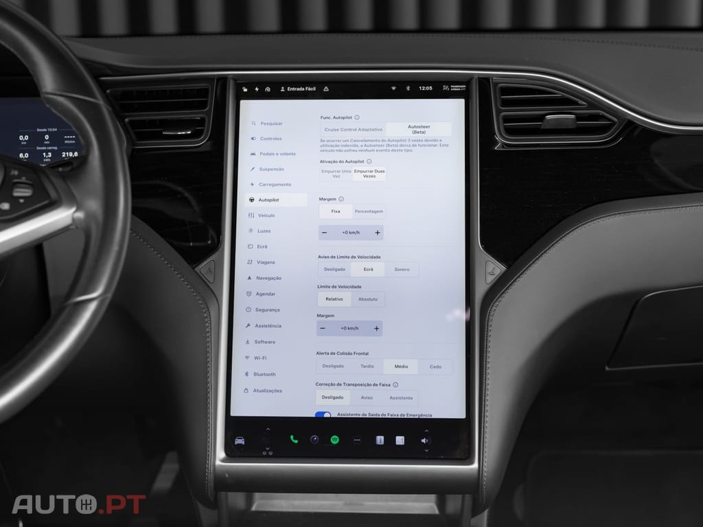 Tesla Model X 75D