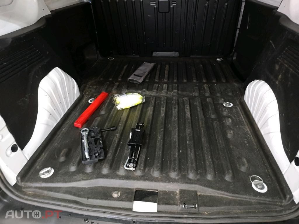 Peugeot Partner PARTNER 1.5 BlueHDi M Standard