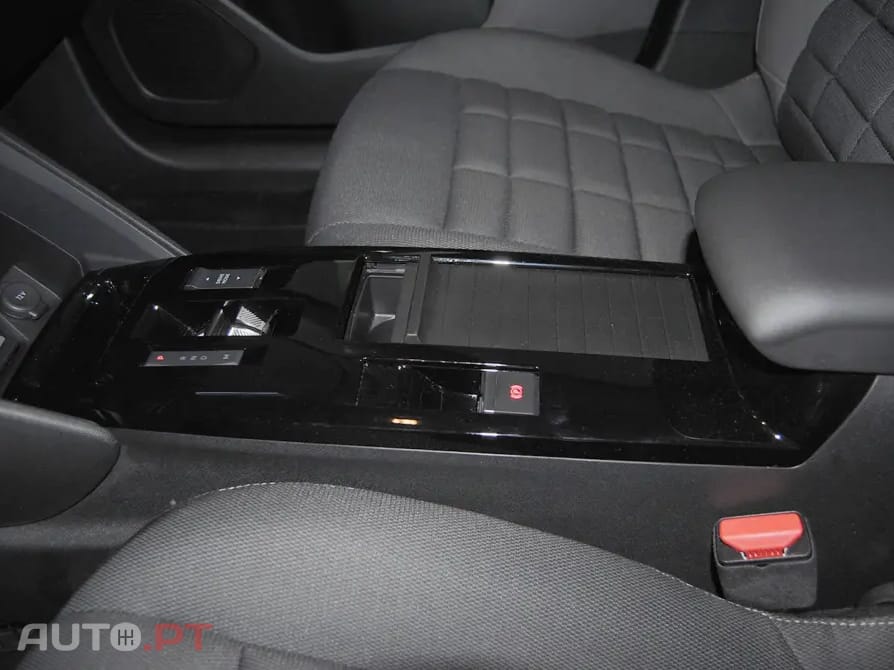 Citroen C4 1.2 Hybrid Max e-DSC6