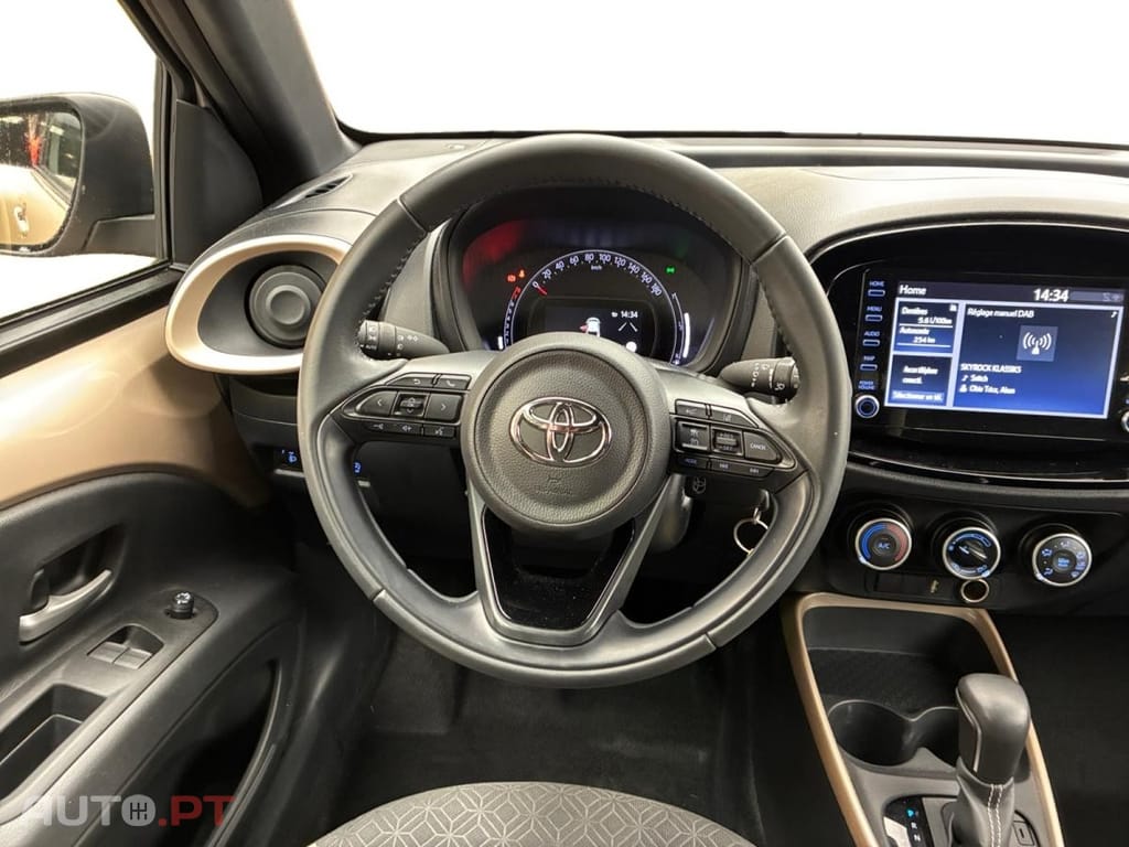 Toyota Aygo X 1.0 VVT-i S-CVT Dynamic