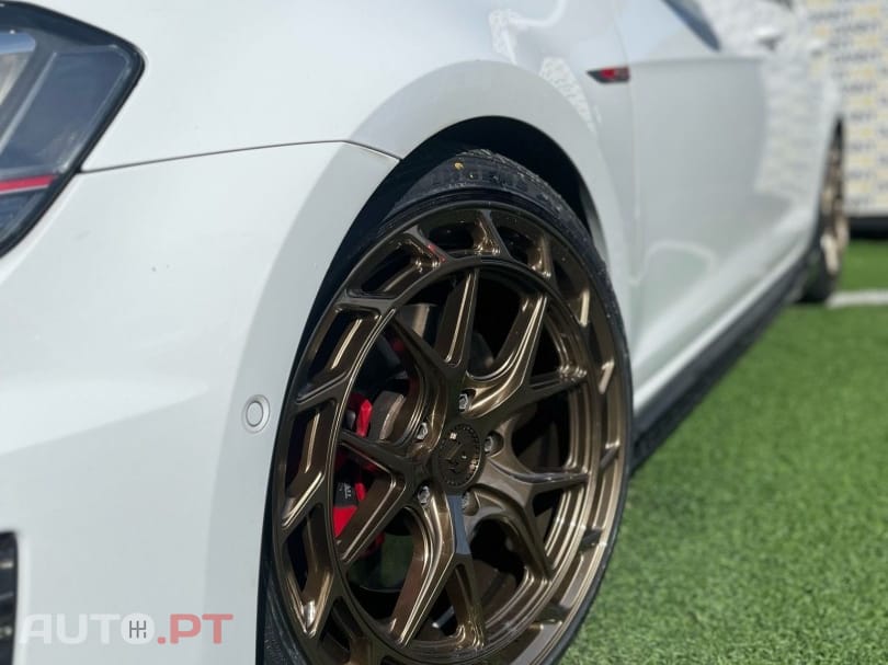 Volkswagen Golf 2.0 GTi DSG