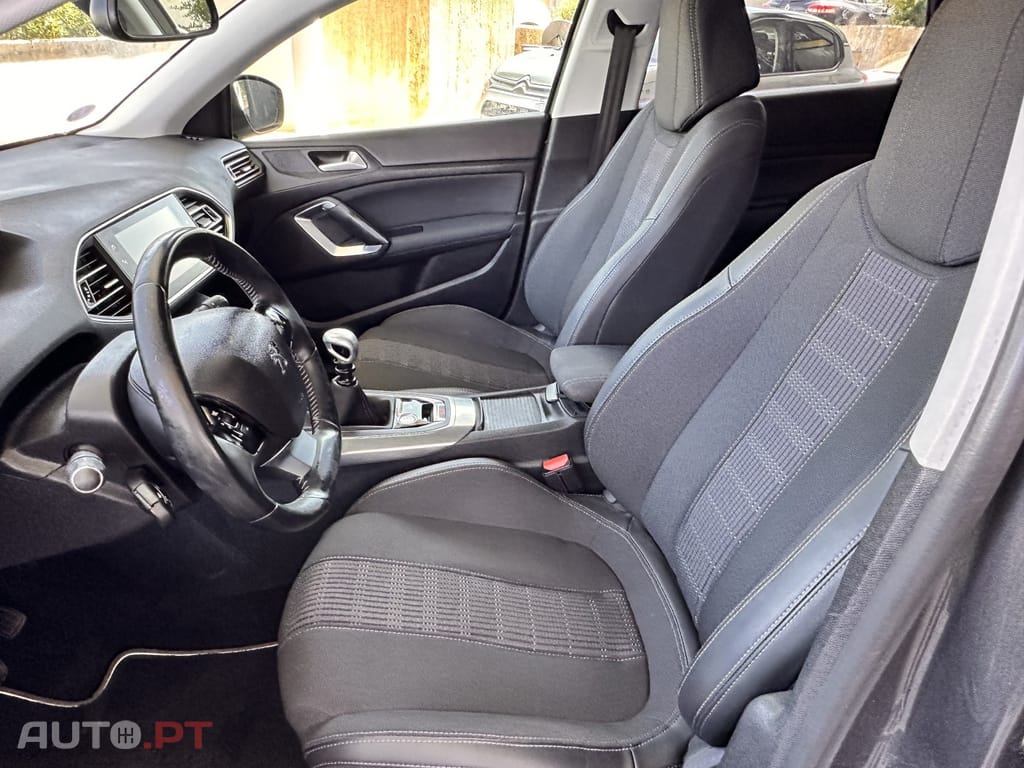 Peugeot 308 SW 1.2 PureTech Allure