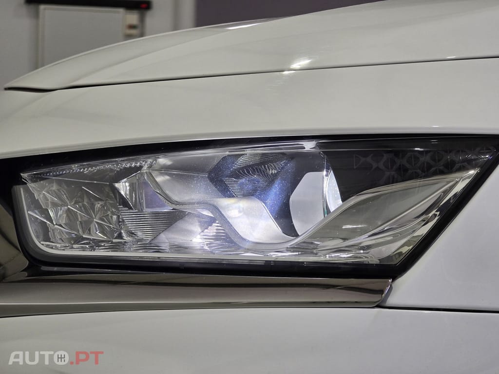 DS DS7 Crossback E-Tense Bastille+ EAT8