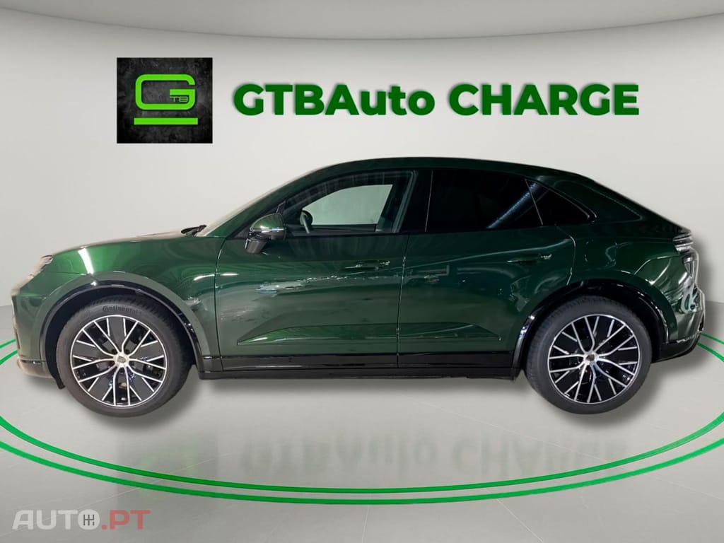 Porsche Macan I.V.A DEDUTIVEL Turbo