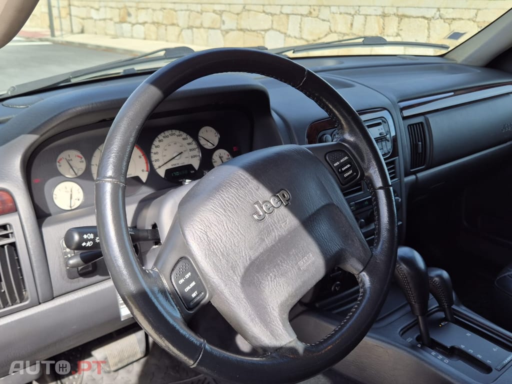 Jeep Grand Cherokee QUADRA DRIVE LIMITED