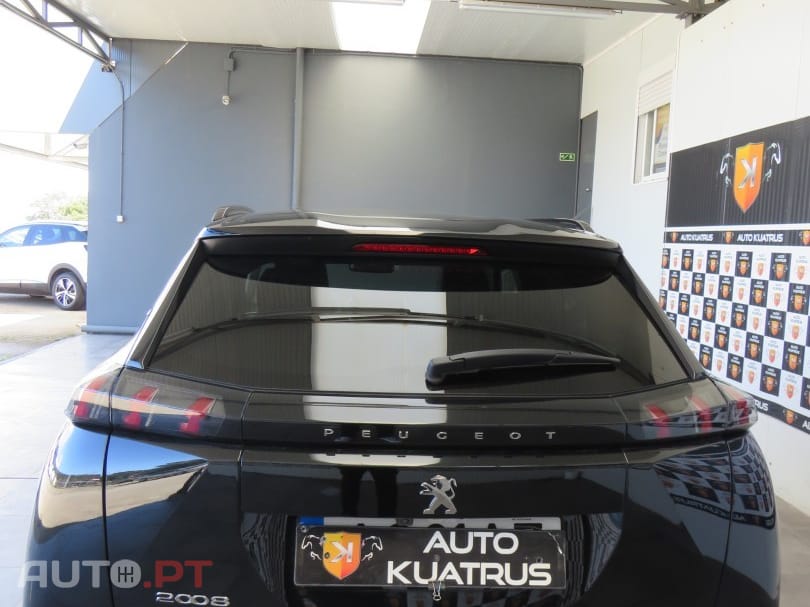 Peugeot 2008 1.5 BlueHDi Allure