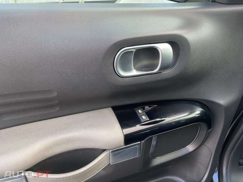 Citroen C4 Cactus 1.2 PureTech Shine