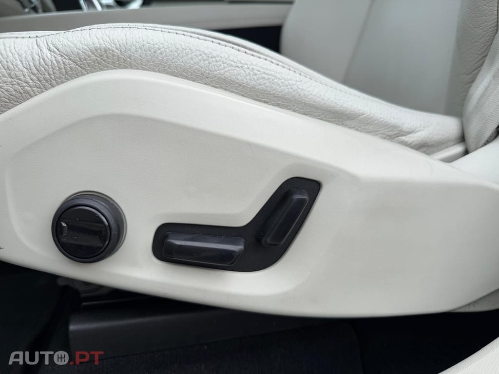 Volvo XC60 2.0 T8 PHEV Inscription AWD