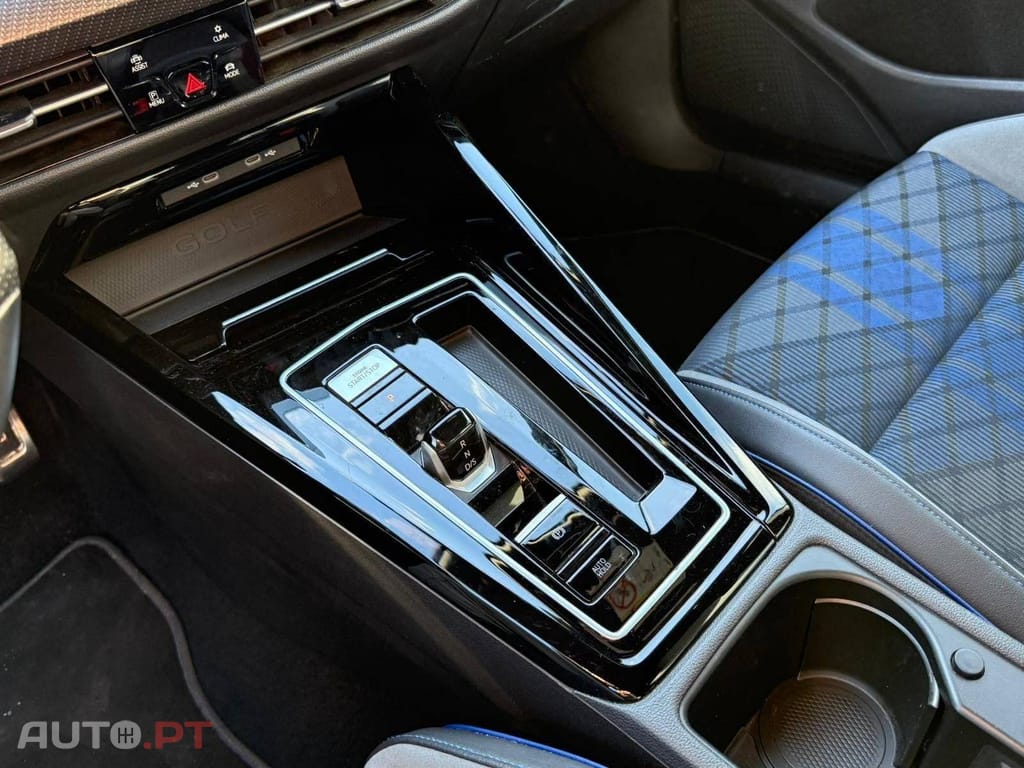 Volkswagen Golf 2.0 TSI R 4Motion
