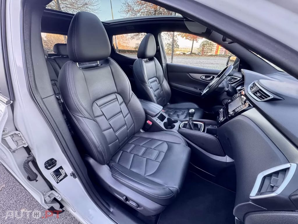 Nissan Qashqai 1.2 DIG-T Tekna Premium Bose
