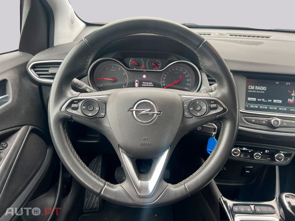 Opel Crossland  1.2 T Design Tech