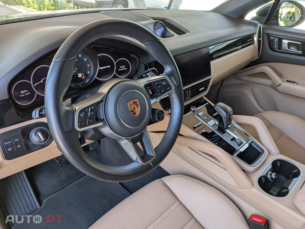 Porsche Cayenne E-Hybrid Tiptronic S