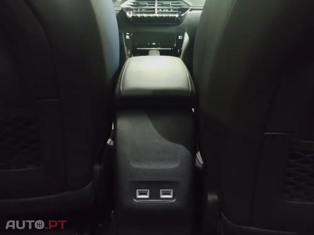 Peugeot 2008 1.2 PureTech GT EAT8