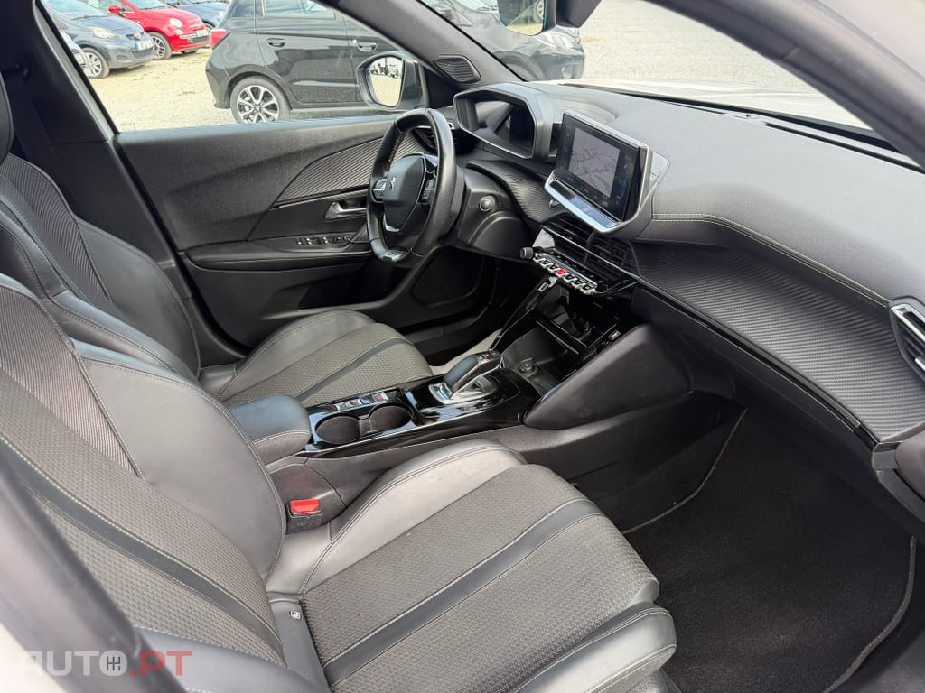 Peugeot E-2008 50 kWh GT Line