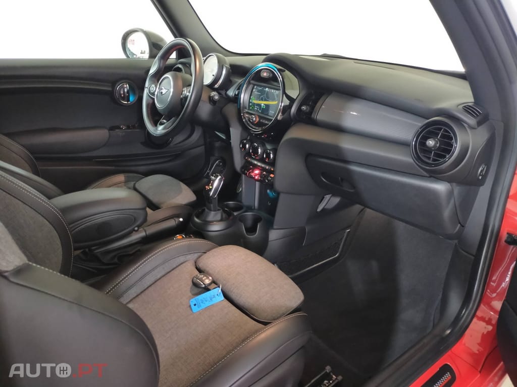 MINI Cooper Cooper Aut. JCW